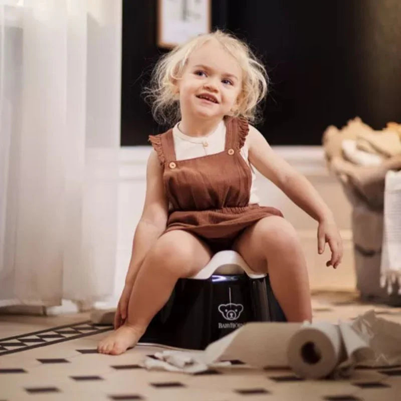 Bjorn Baby Potty Chair Black/White