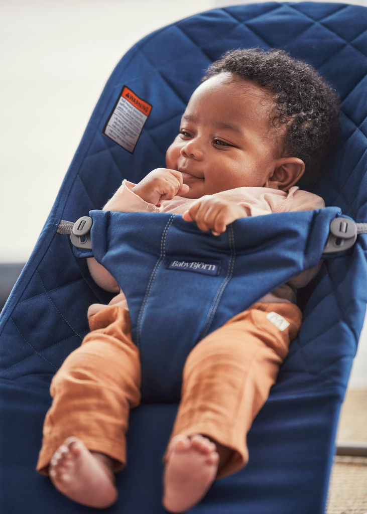 Baby Bjorn Bliss Bouncer Woven Petal Quilt - Midnight blue