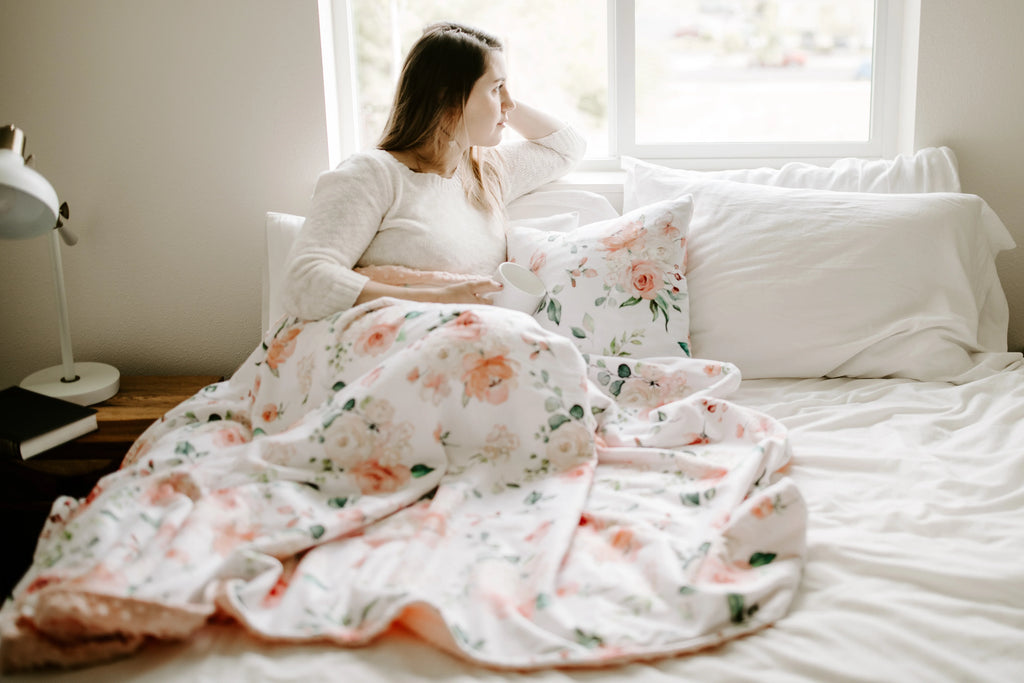 Honey Lemonade Adult Throw Minky Blanket 60x80 inch - Peach Floral