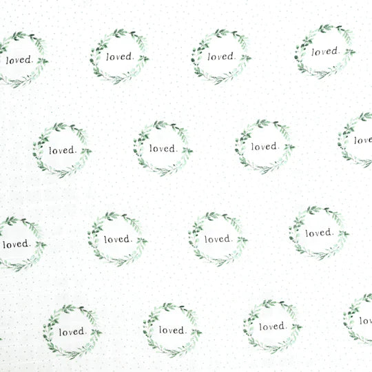 Lil North Co.Muslin Crib Sheet - Loved Wreath