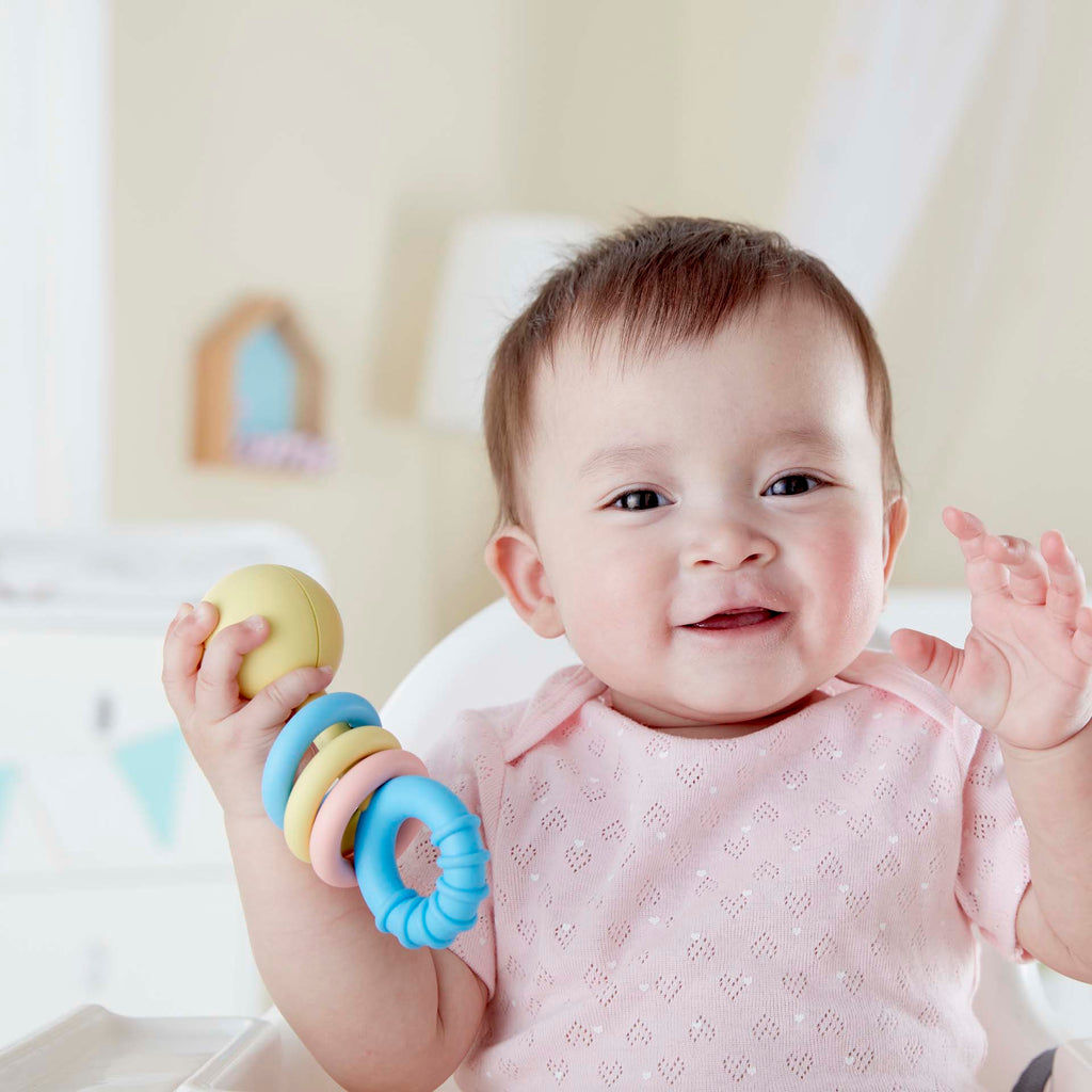 Hape Rattling Rings Teether E0024