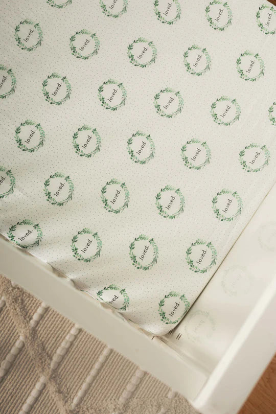 Lil North Co.Muslin Crib Sheet - Loved Wreath