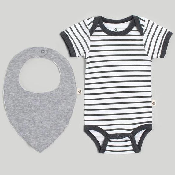 Snugabye Infant Cotton Bodysuit w/Bib Grey