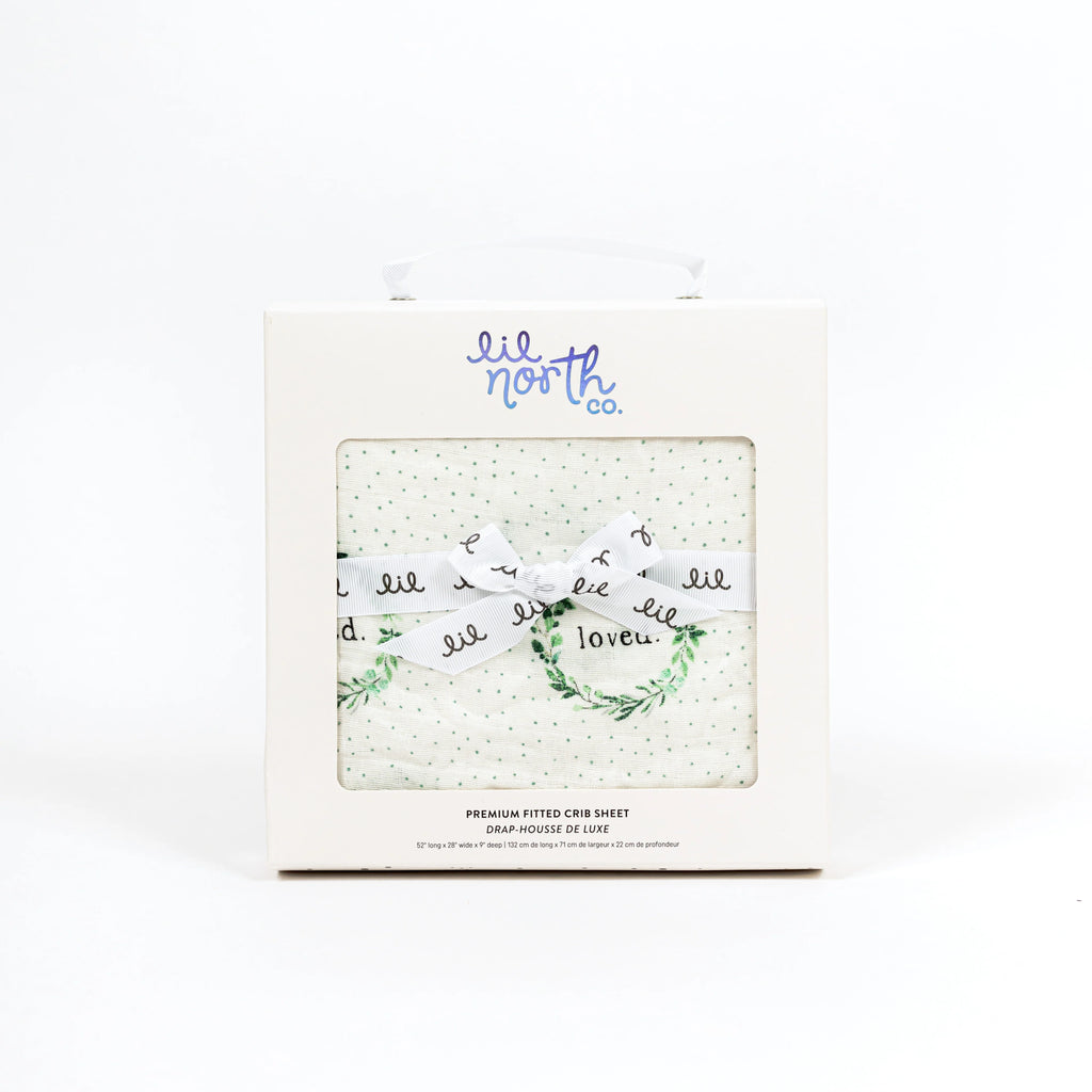 Lil North Co.Muslin Crib Sheet - Loved Wreath